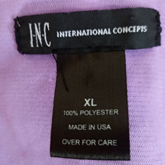 Animal Print top - Picture 2 of 3